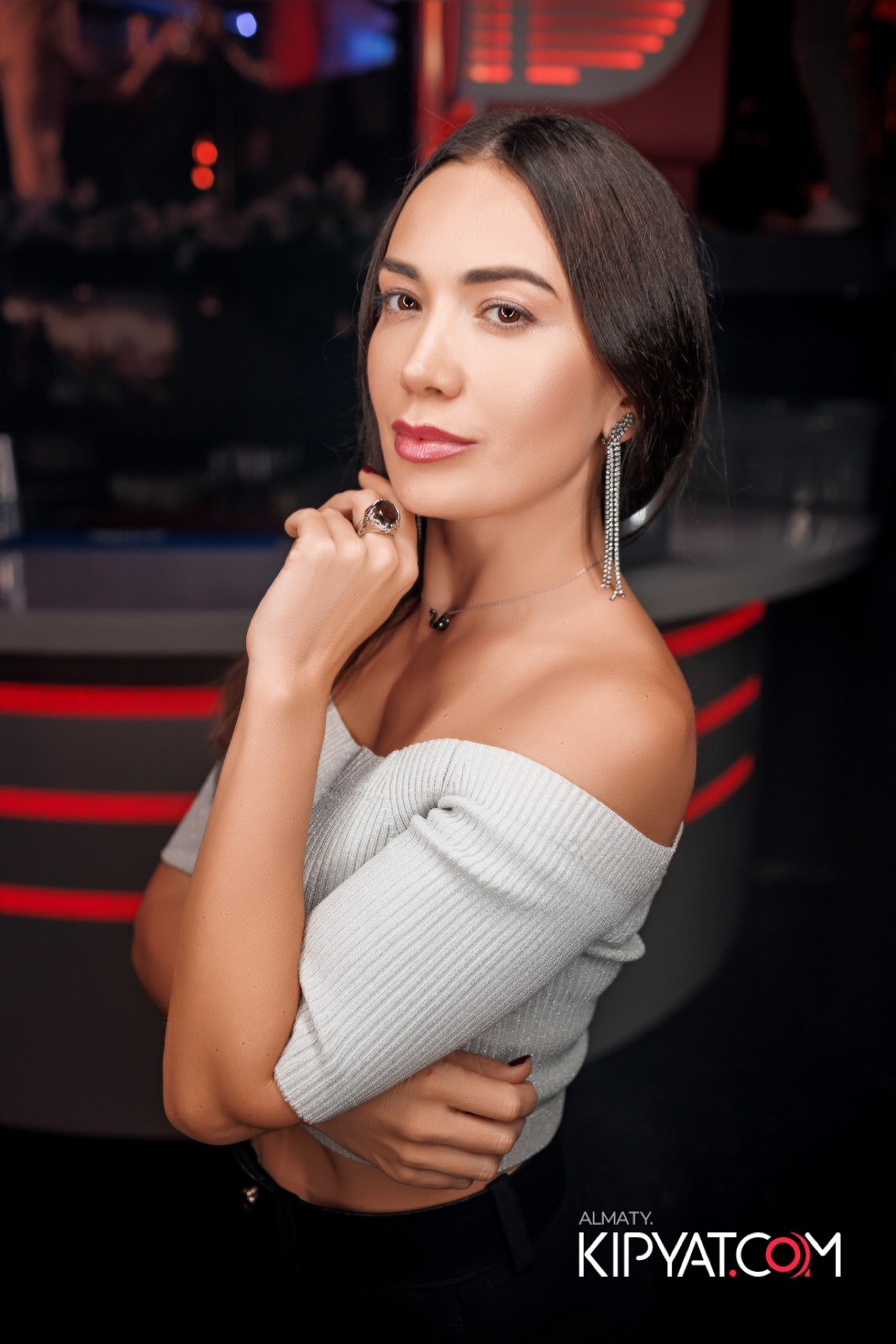 SANTA BARBARA — ПИТ ДЖЕЙСОН (ГР. ПРЕМЬЕР-МИНИСТР) И ИЛЬЯ ЗУДИН (ГР. ДИНАМИТ) НА ПРЕДНОВОГОДНЕЙ ВЕЧЕРИНКЕ. КИПЯТКОМ АЛМАТЫ!