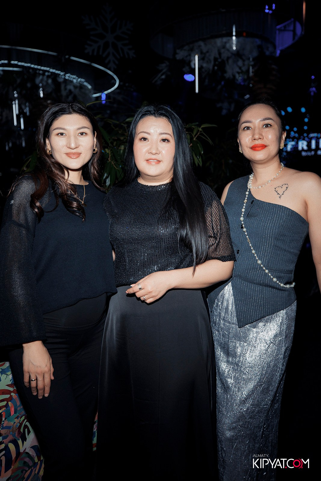 FRIENDS BAR & TERRACE. КИПЯТКОМ АЛМАТЫ! Фотосъемка мероприятий в Алматы