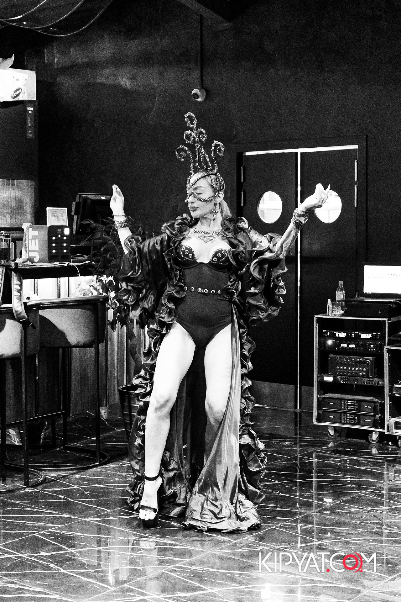 MOOD KARAOKE & TERRACE. КИПЯТКОМ АЛМАТЫ!