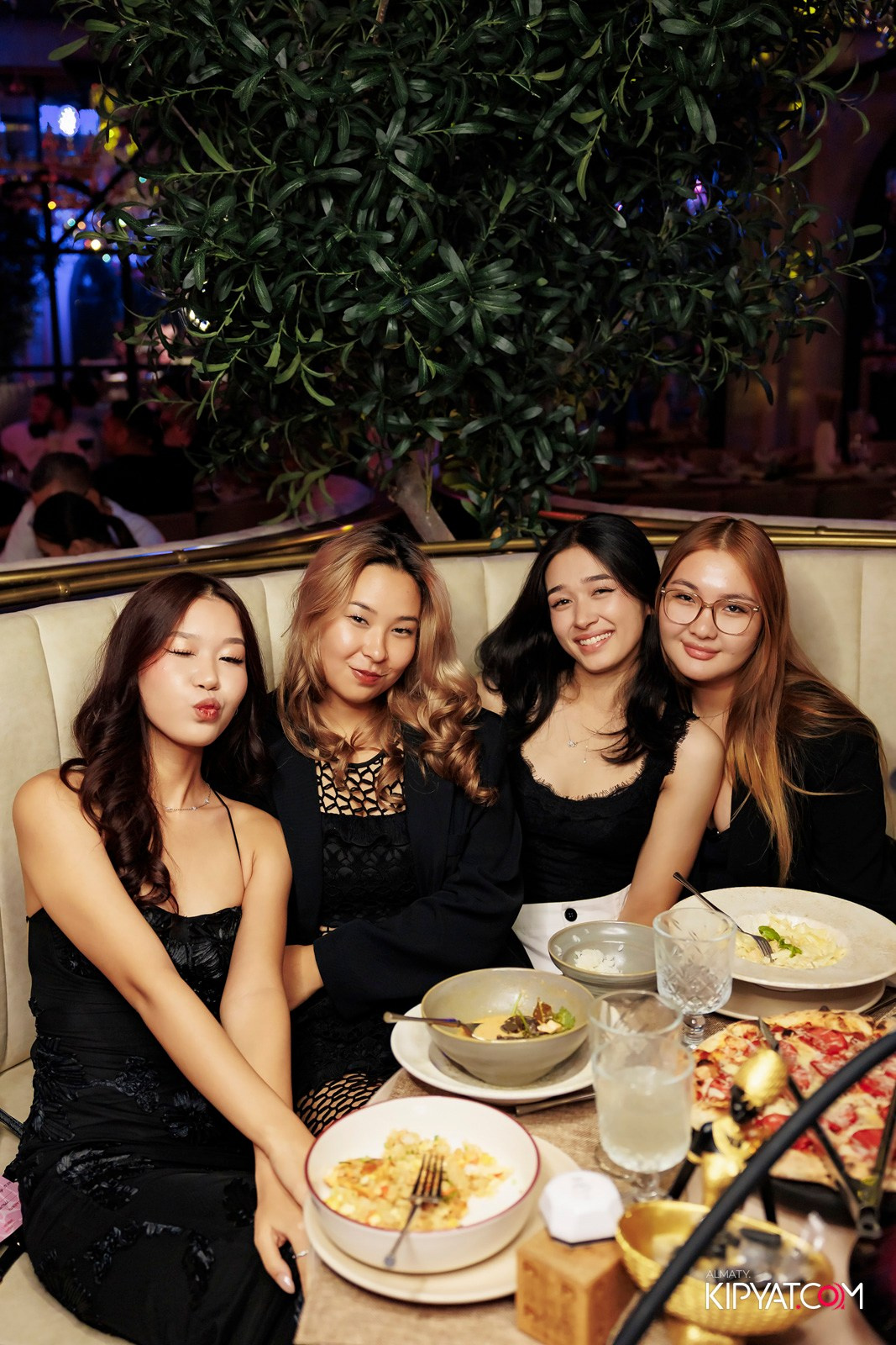 SAHARA ASIAN MIX RESTAURANT. КИПЯТКОМ АЛМАТЫ! Фотосъемка мероприятий в Алматы