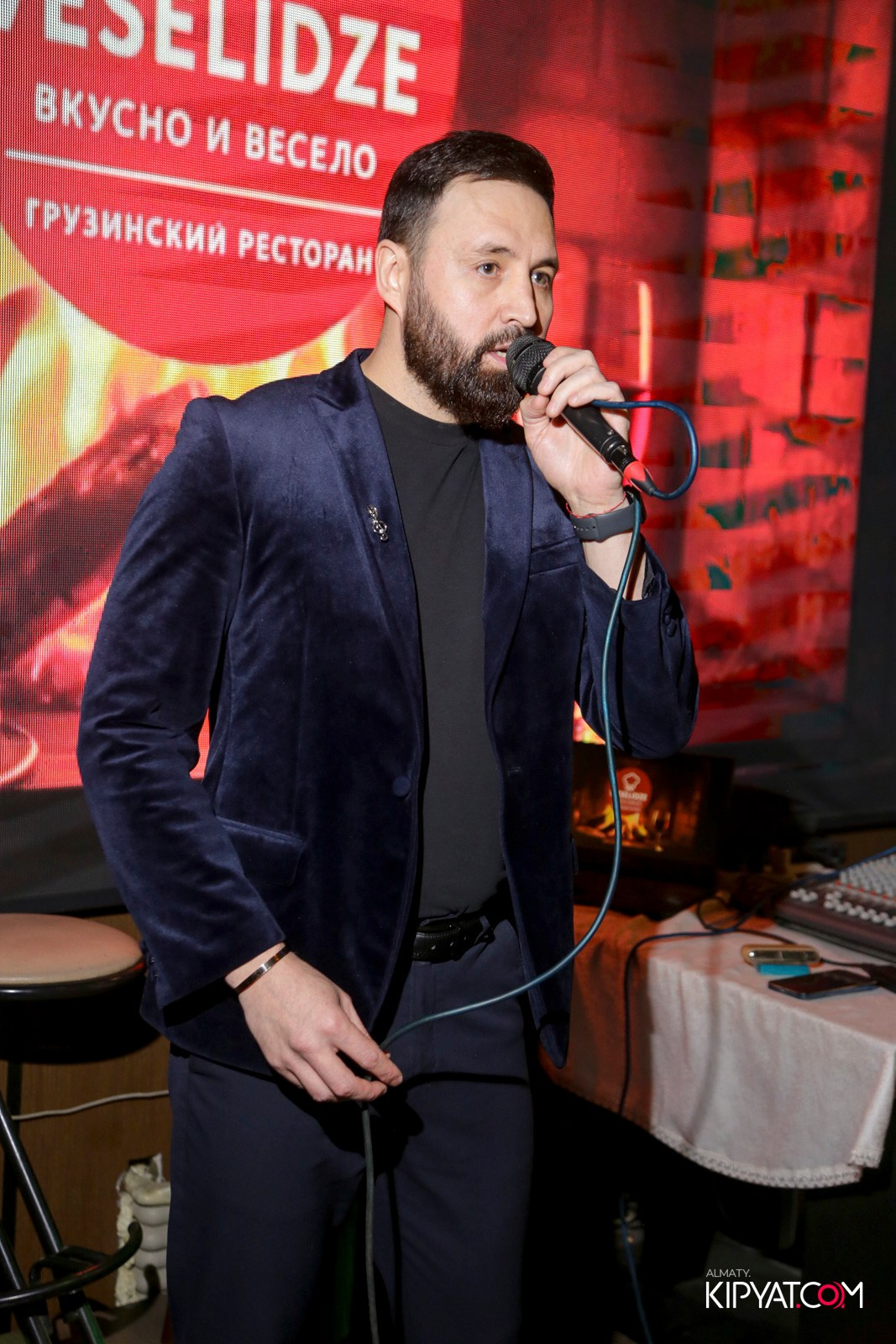 РЕСТОРАН ВЕСЕЛИДЗЕ НА ШЕВЧЕНКО. КИПЯТКОМ АЛМАТЫ!