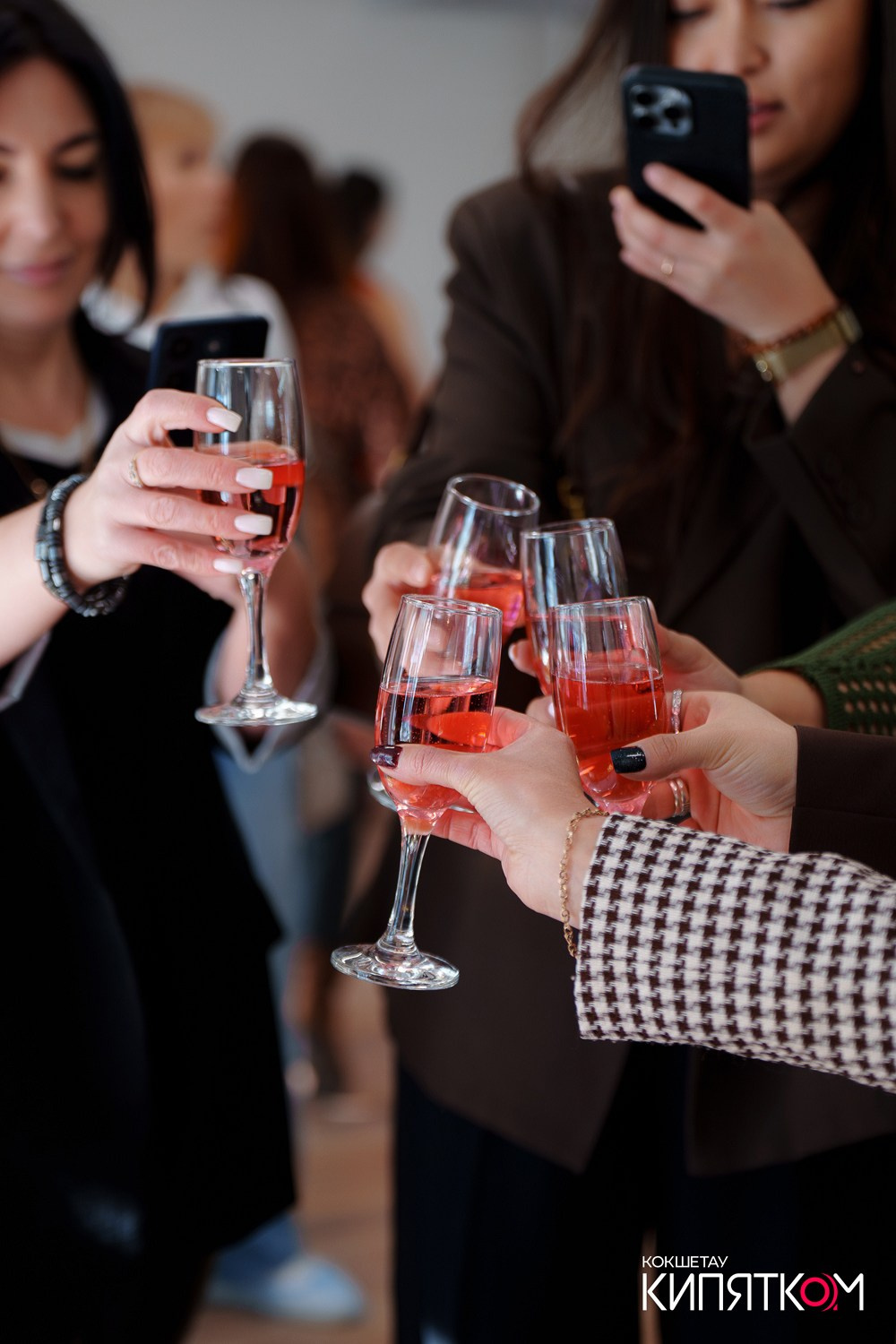 JUFIT ФИТНЕСС ЗАЛ. КИПЯТКОМ КОКШЕТАУ