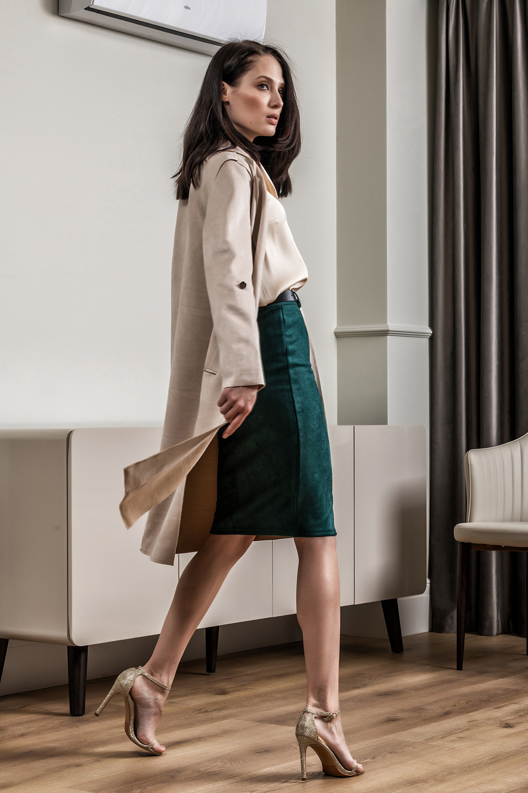 Фотосъёмка одежды для женщин и девушек. Фотосъёмка интерьеров и архитектуры гостиниц, промышленная съёмка