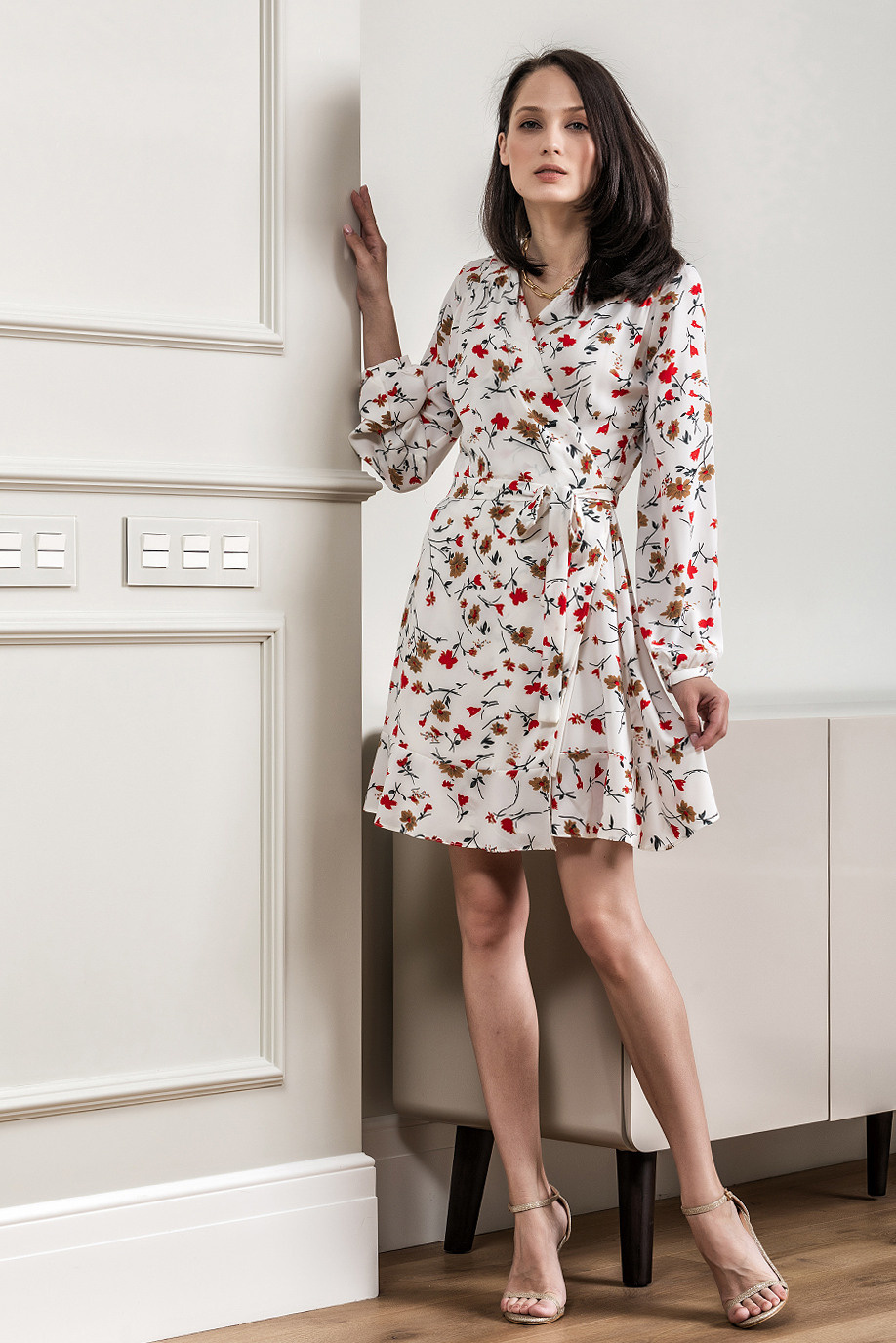 Фотосъёмка одежды для женщин и девушек. Фотосъёмка интерьеров и архитектуры гостиниц, промышленная съёмка