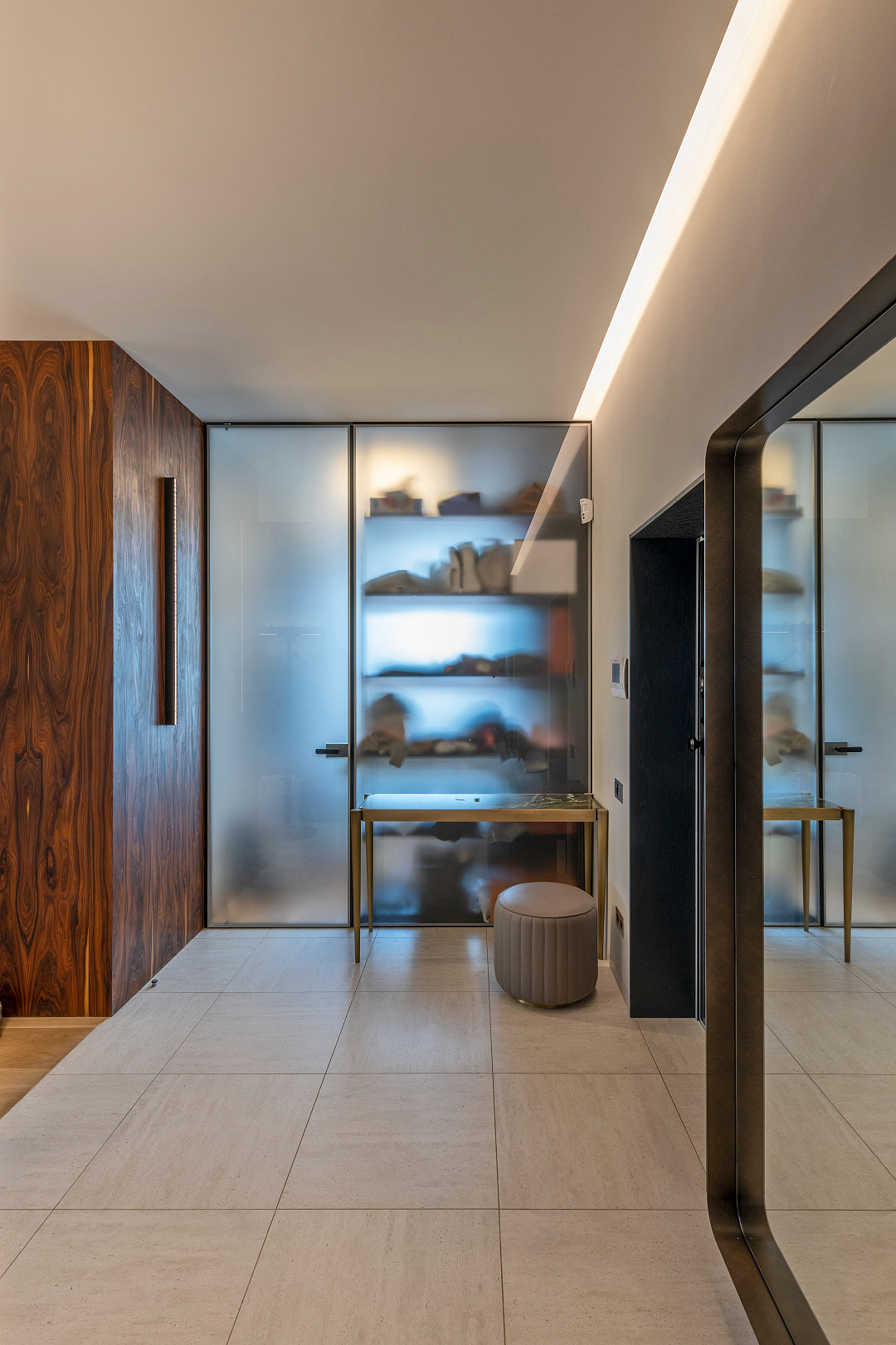 Частный интерьер. Архитектор Григорий Дайнов. Фотосъёмка интерьеров и архитектуры гостиниц, промышленная съёмка