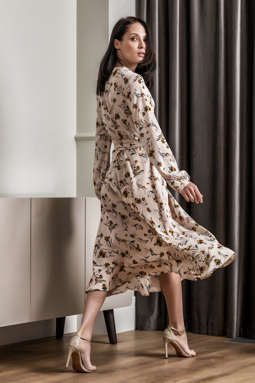 Фотосъёмка одежды для женщин и девушек. Фотосъёмка интерьеров и архитектуры гостиниц, промышленная съёмка