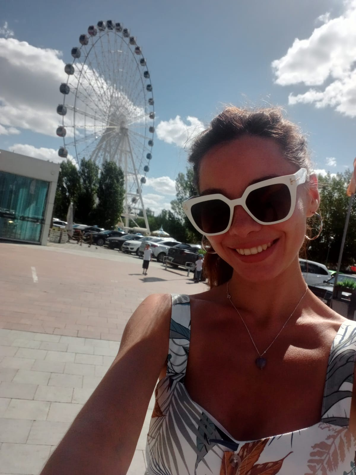 Парк, колесо обозрения, девушка, Астана, прогулка