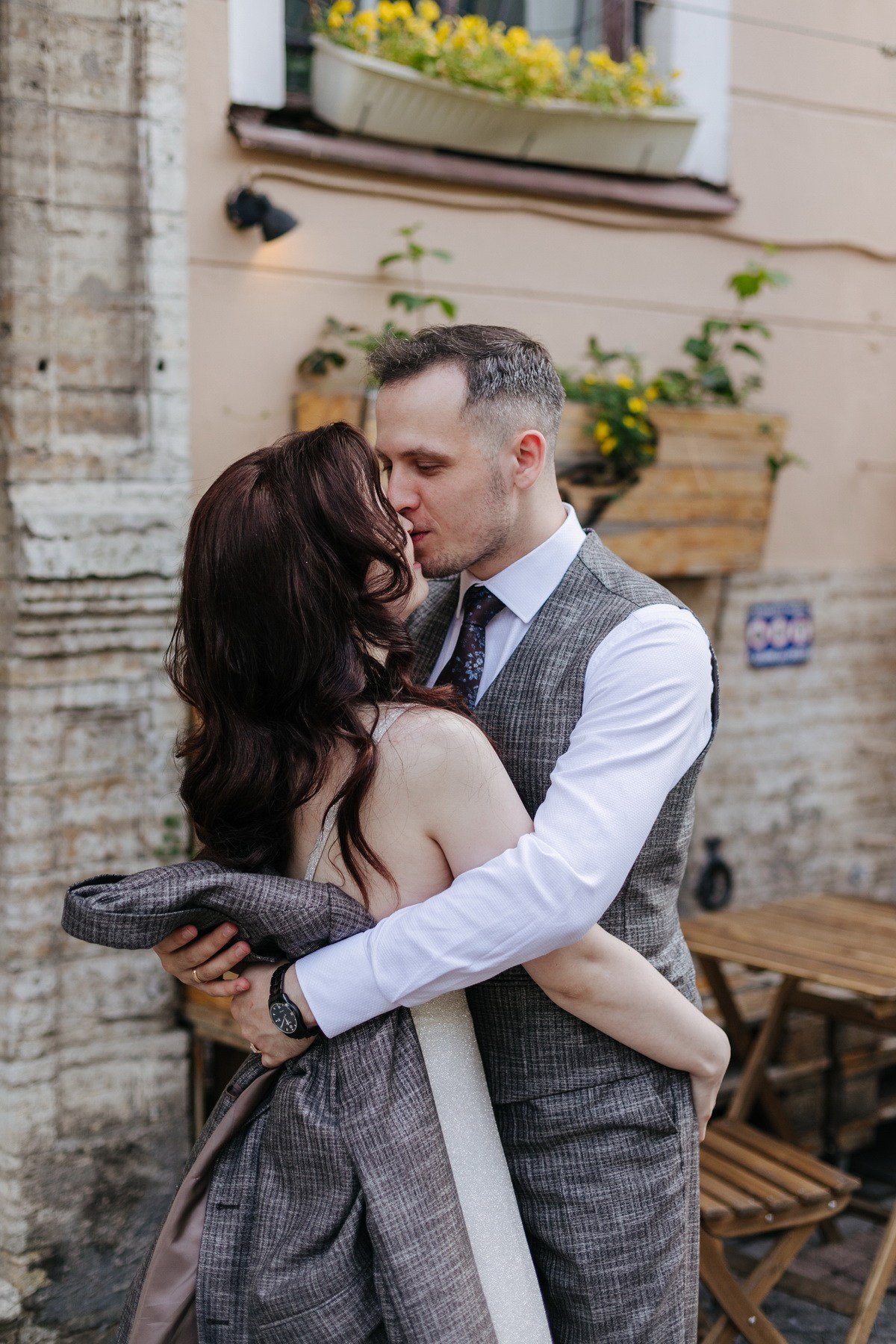 Свадебная прогулка в СПб, фотограф Денис Дорфф. Фотограф крещение венчание в Петербурге! Помогает подобрать храм и посоветовал душевного батюшку в СПб