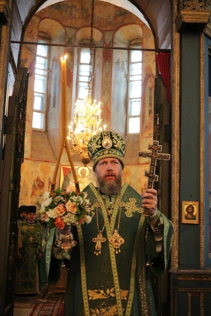 МИТРОПОЛИТ ИГНАТИЙ ПРИНЯЛ УЧАСТИЕ В ЛИТУРГИИ В ВОЛОГДЕ. Саратовское Северо-Западное благочиние