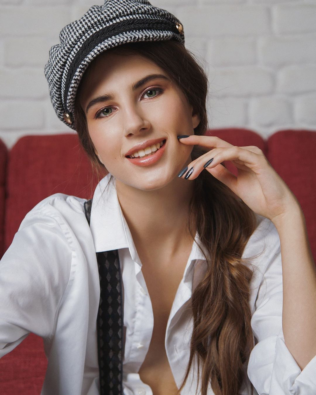 Фотосессия в нижнем белье на циклораме. Контент фотограф в Москве и области Елена Кулакова