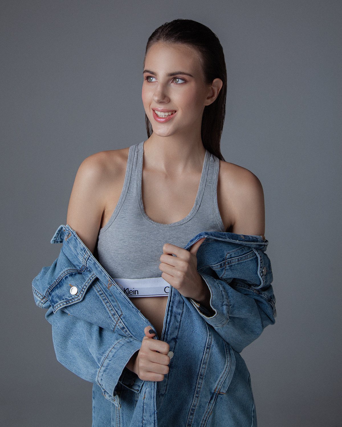 Фотосессия в нижнем белье на циклораме. Контент фотограф в Москве и области Елена Кулакова