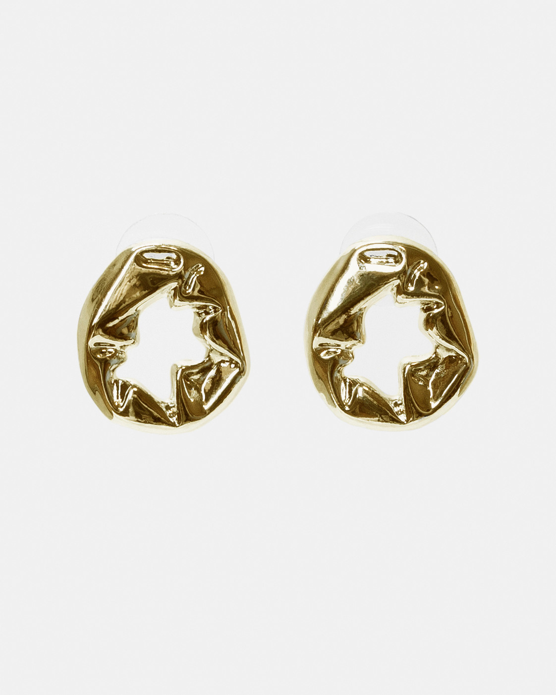 Портретная и предметная съемка украшений для Wildberries. Контент фотограф в Москве и области Елена Кулакова