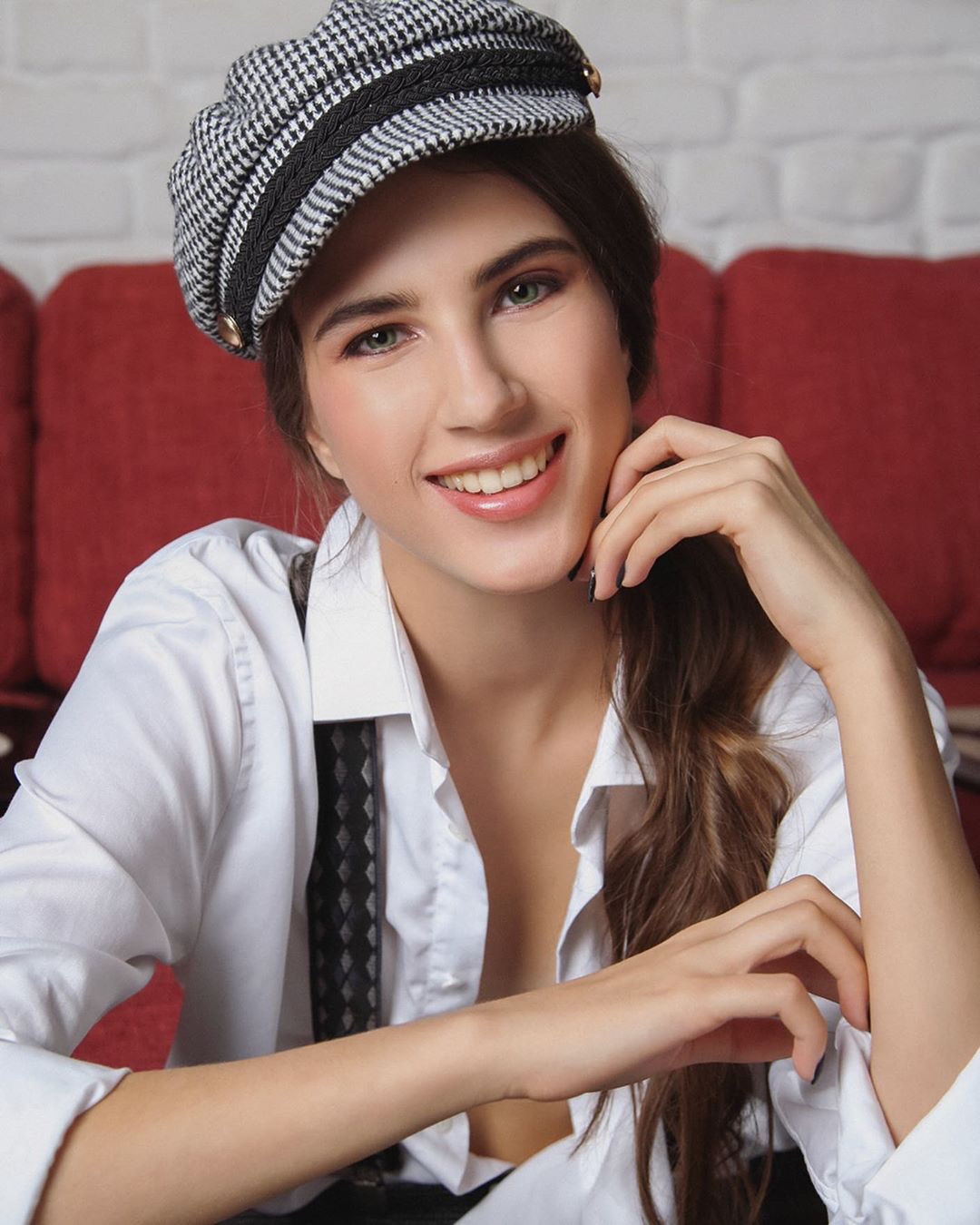 Фотосессия в нижнем белье на циклораме. Контент фотограф в Москве и области Елена Кулакова