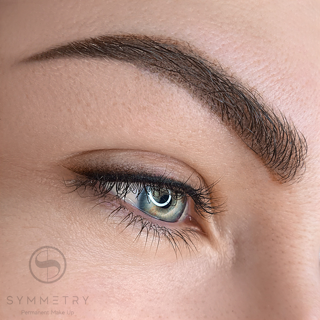 Саша. Студия перманентного макияжа, косметологии и массажа SYMMETRY в Москве, м. Киевская