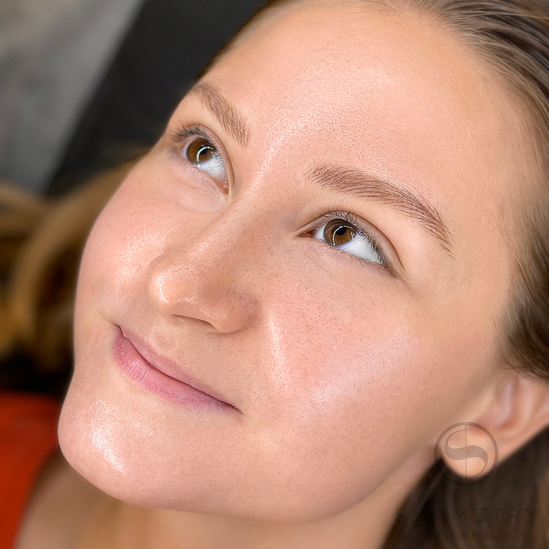 Саша. Студия перманентного макияжа, косметологии и массажа SYMMETRY в Москве, м. Киевская