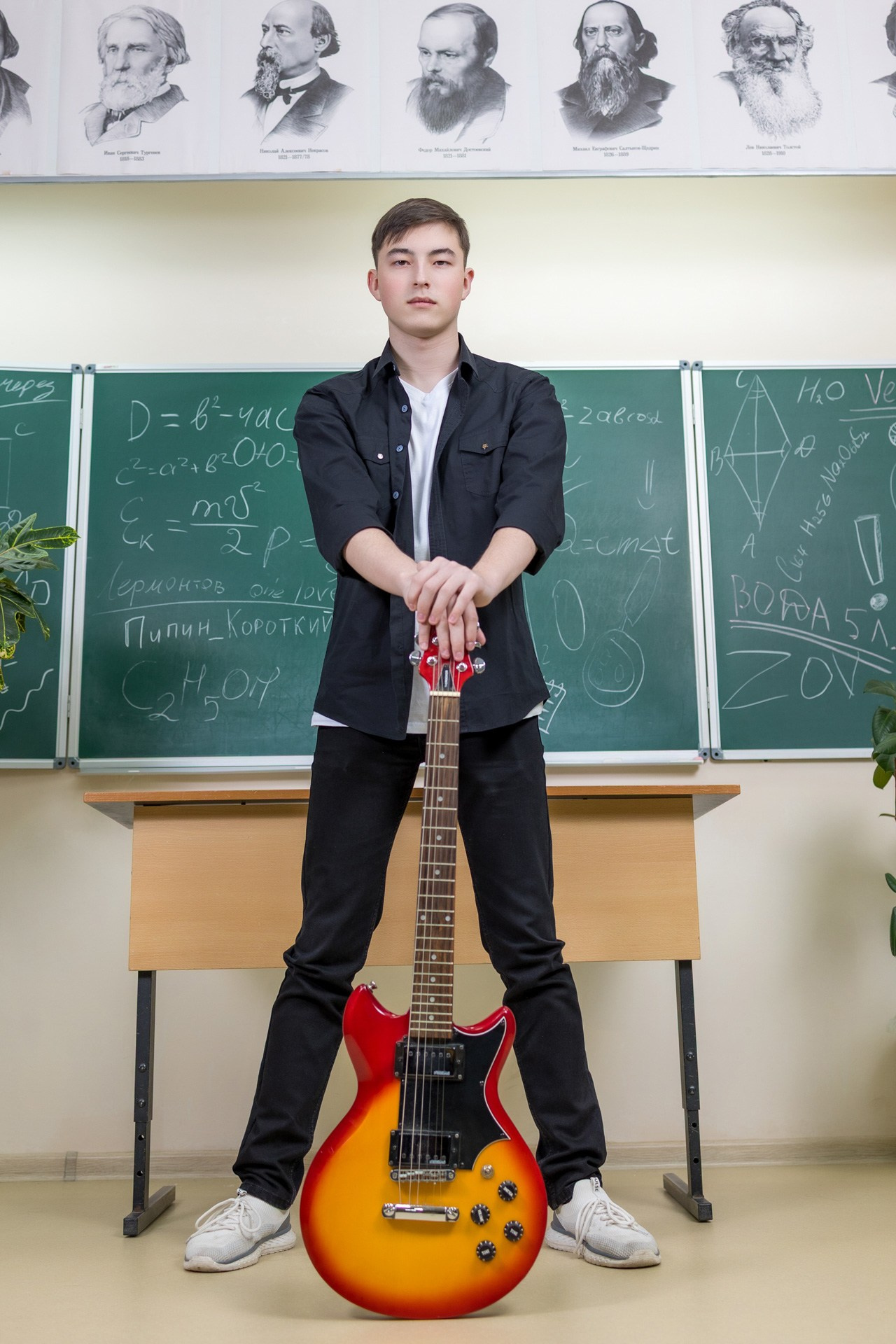 Старшеклассники. В школе, на улице. Фотографы Евгений и Екатерина. Фотофикус. Тюмень