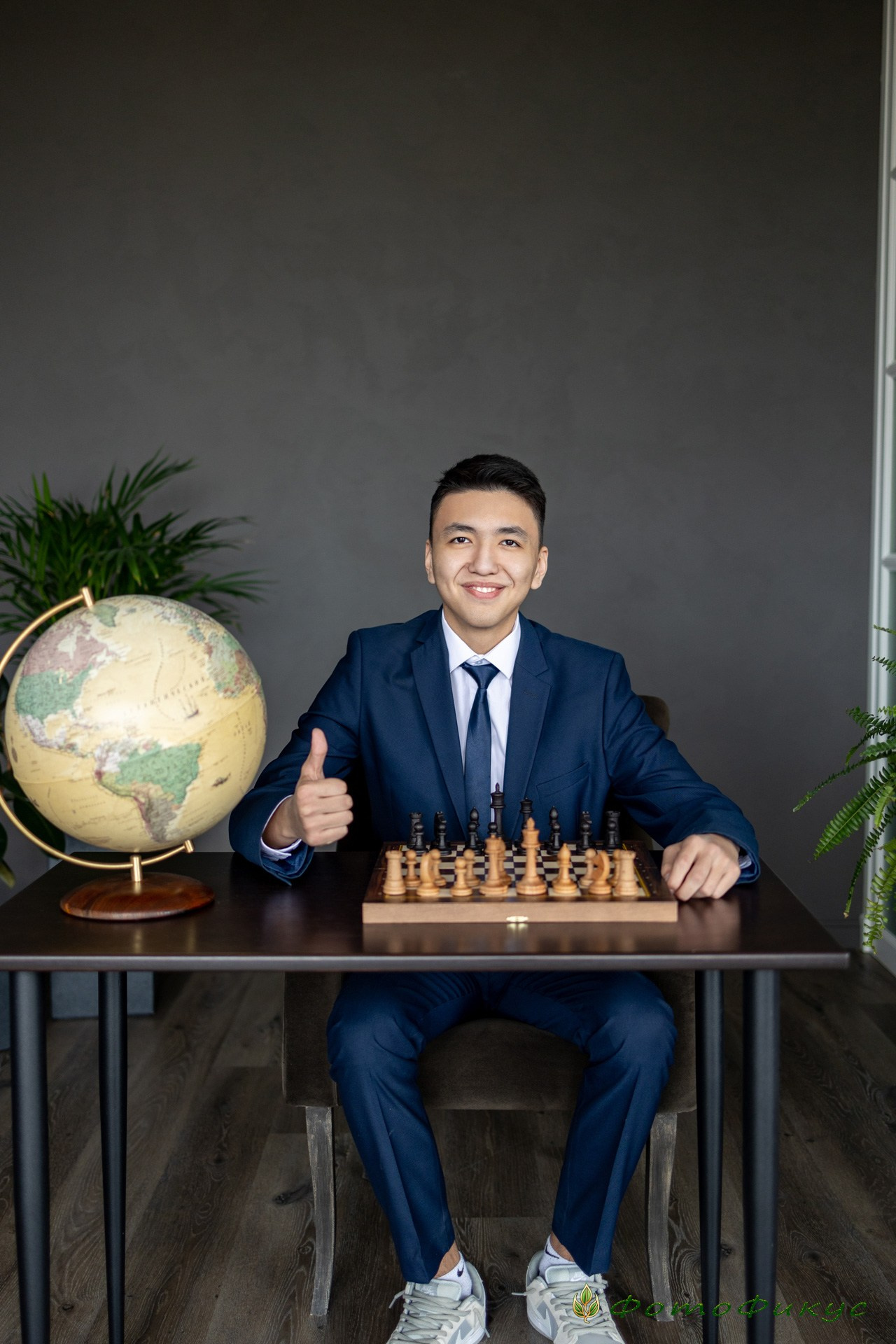 Старшеклассники. В школе, на улице. Фотографы Евгений и Екатерина. Фотофикус. Тюмень