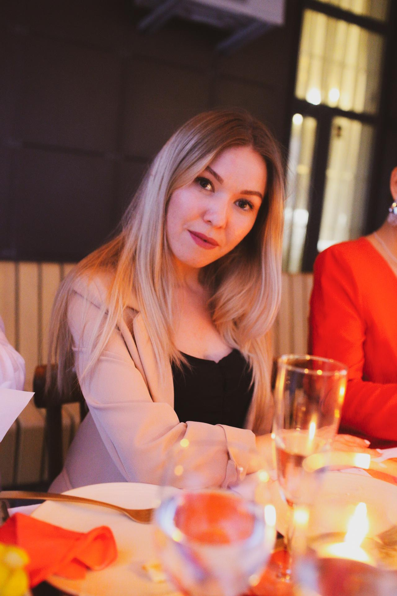 Девичник с астрологом / Что-то на девчачьем. Фотограф Омск Ольга Гинжул