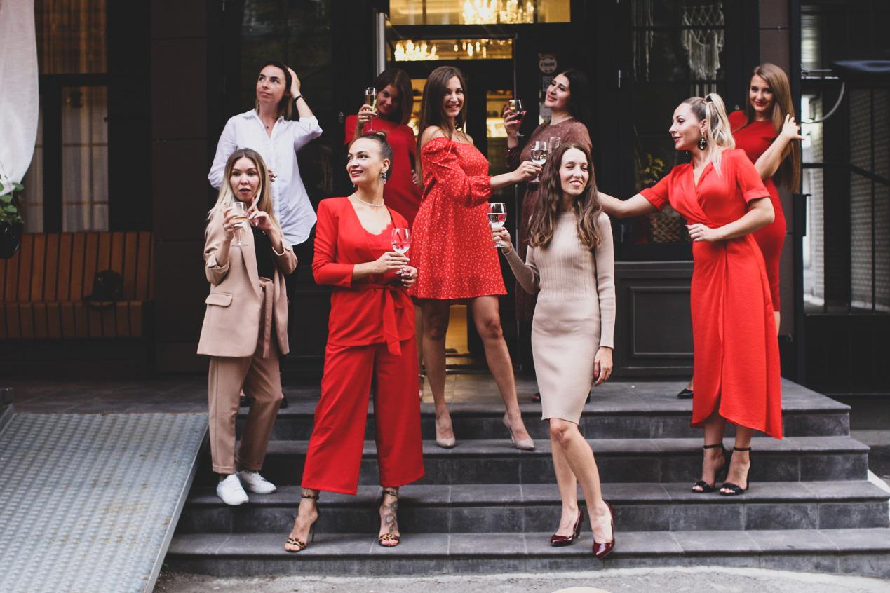 Девичник с астрологом / Что-то на девчачьем. Фотограф Омск Ольга Гинжул