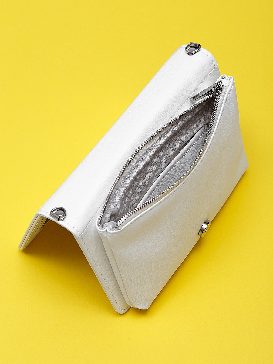 Сумка-клатч. Контент фотограф, съемка для маркетплейсов, фуд съемка и репортажи в Новосибирске Ралия Галеева