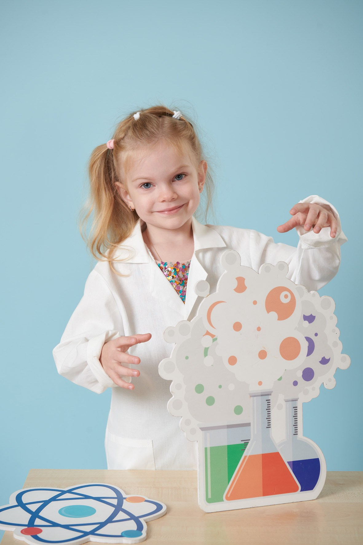 Лаборатория Чудес. Выпускные альбомы для детского сада, школы — Москва и область | Апрель Фото