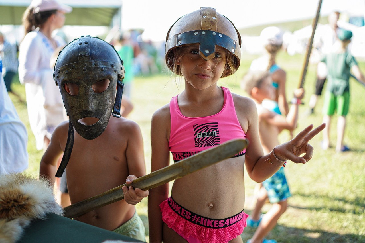 Динотерра 2024. #фотокаквкино | Фотографирую людей