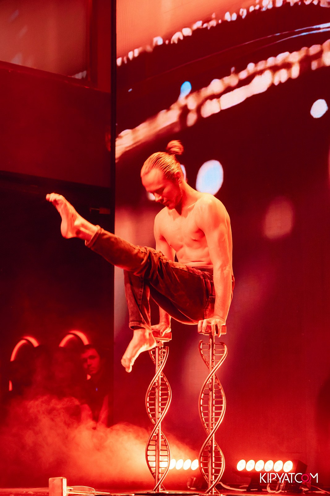 QUEEN. КИПЯТКОМ АЛМАТЫ!