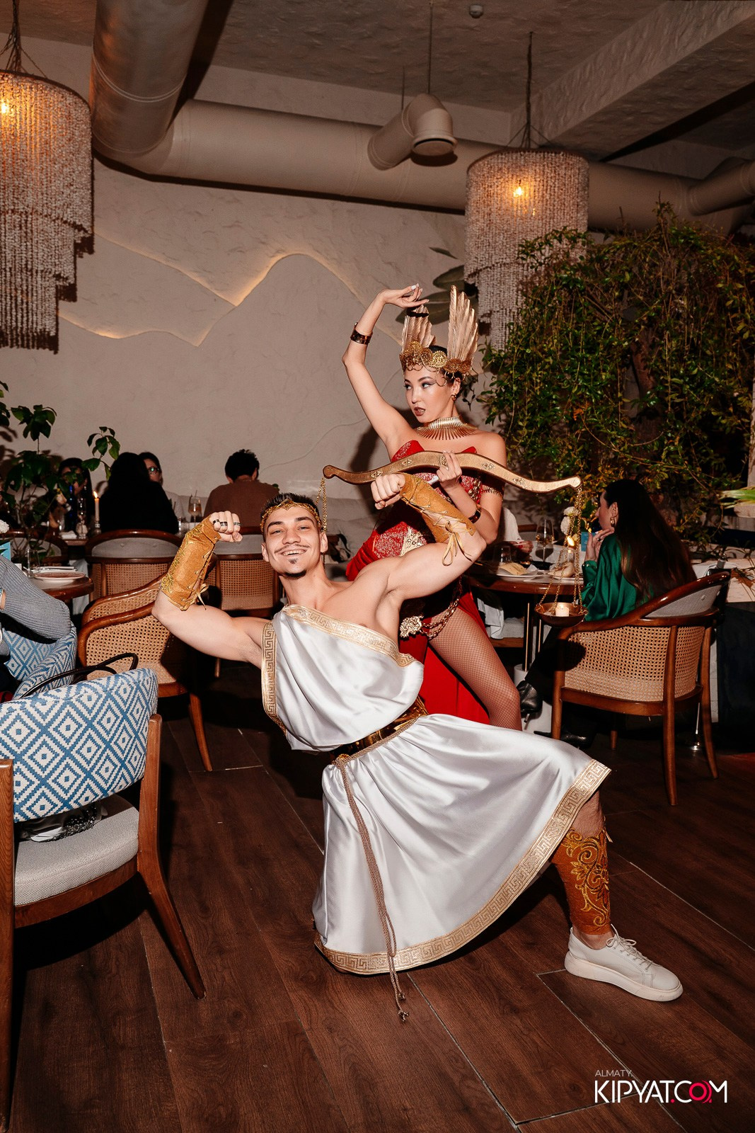 ДЕНЬ РОЖДЕНИЯ РЕСТОРАНА AIZA NEO BISTRO — НАМ 2 ГОДА. КИПЯТКОМ АЛМАТЫ! Фотосъемка мероприятий в Алматы