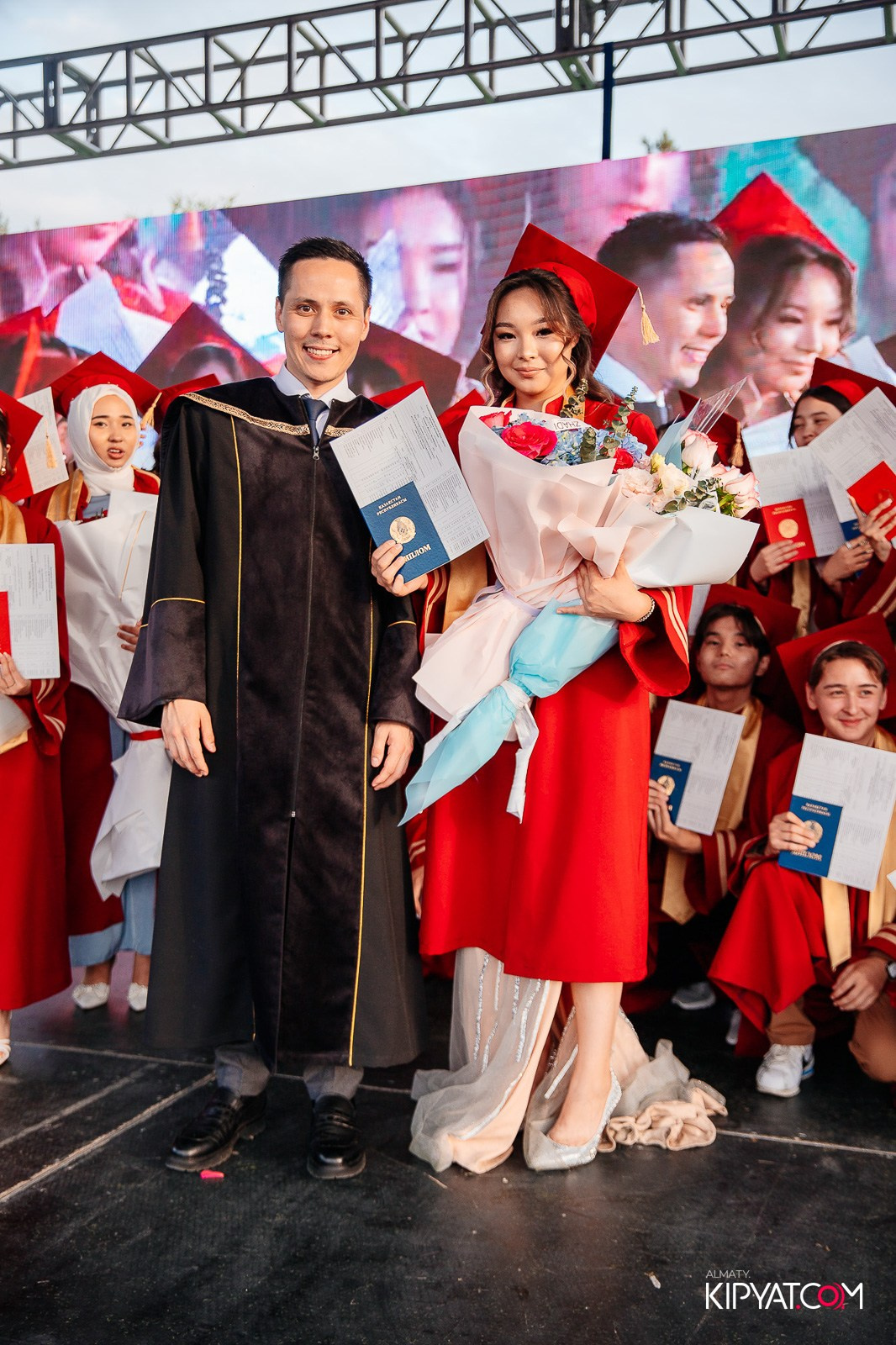 ВРУЧЕНИЕ ДИПЛОМОВ — НАРХОЗ КОЛЛЕДЖ. Part 4. КИПЯТКОМ АЛМАТЫ!