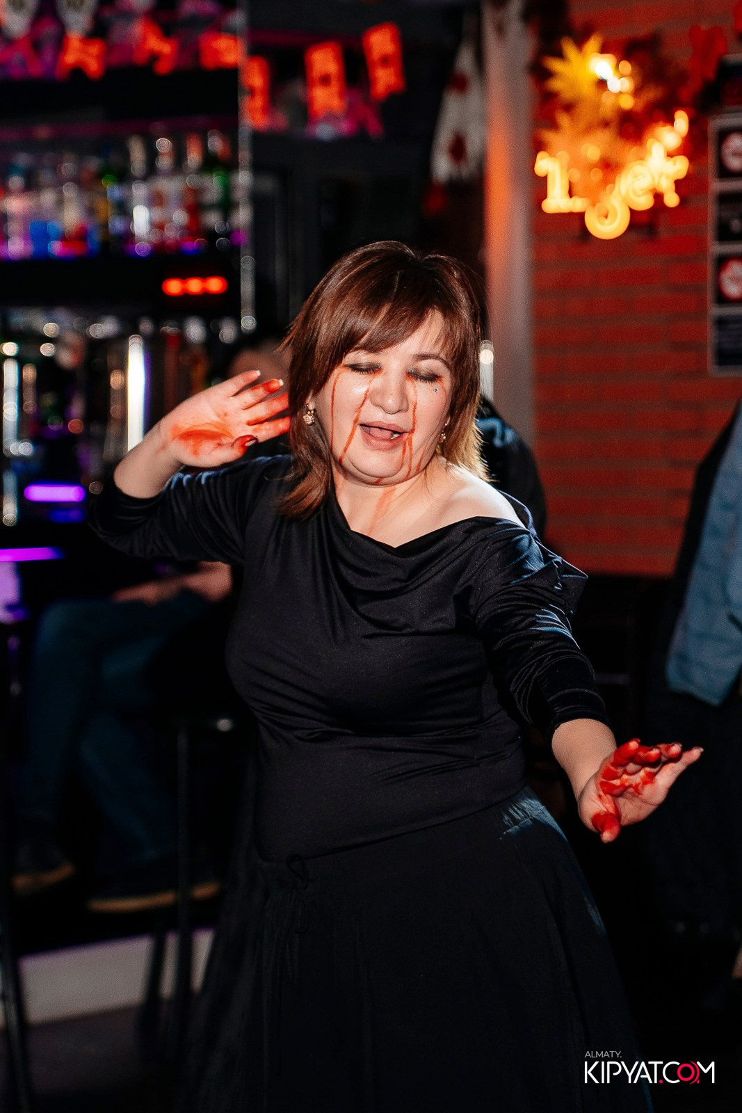 HALLOWEEN PARTY — THE WALL STREET. КИПЯТКОМ АЛМАТЫ!
