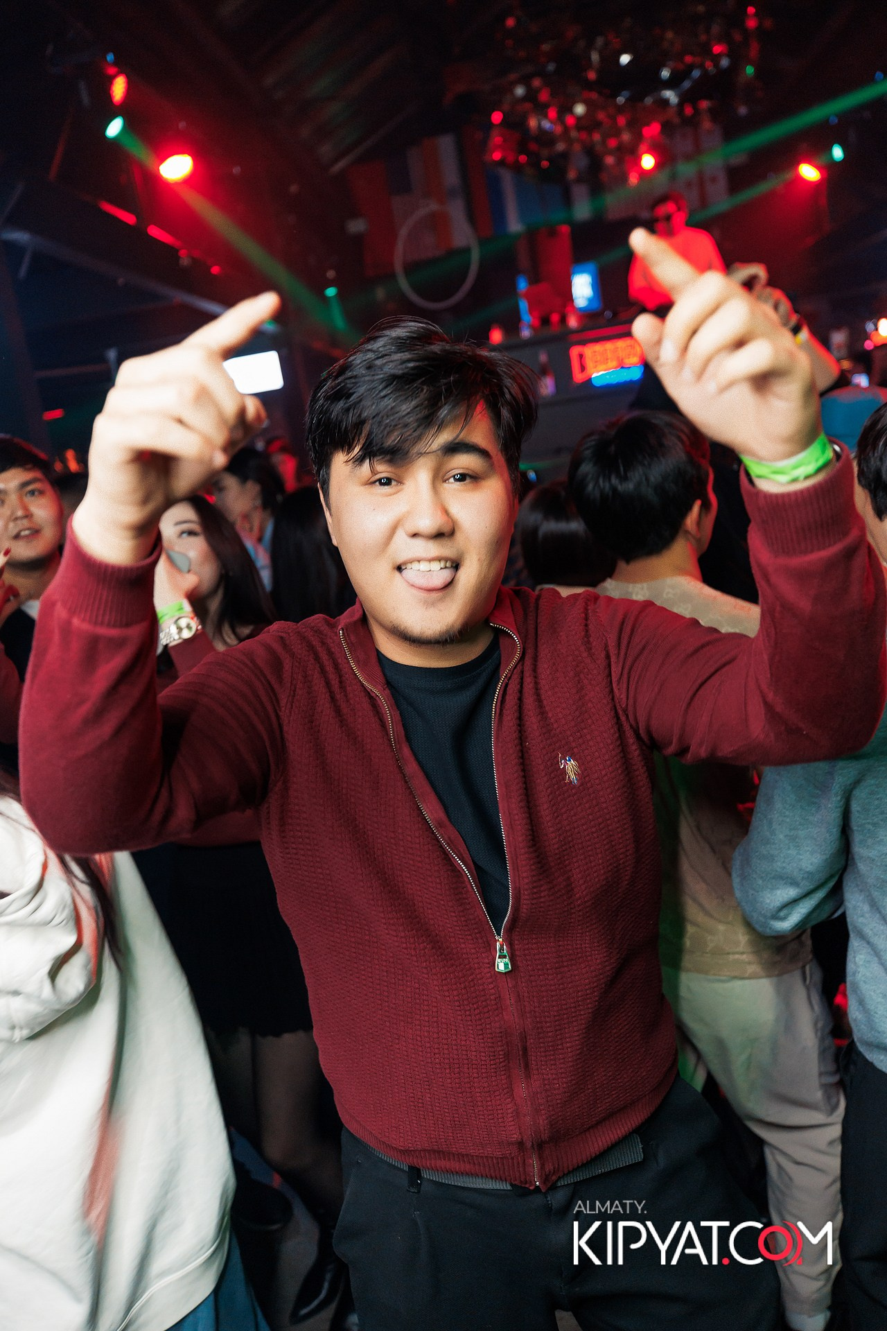 BANGLAROAD BAR SPECIAL GUEST: ASIK. КИПЯТКОМ АЛМАТЫ!