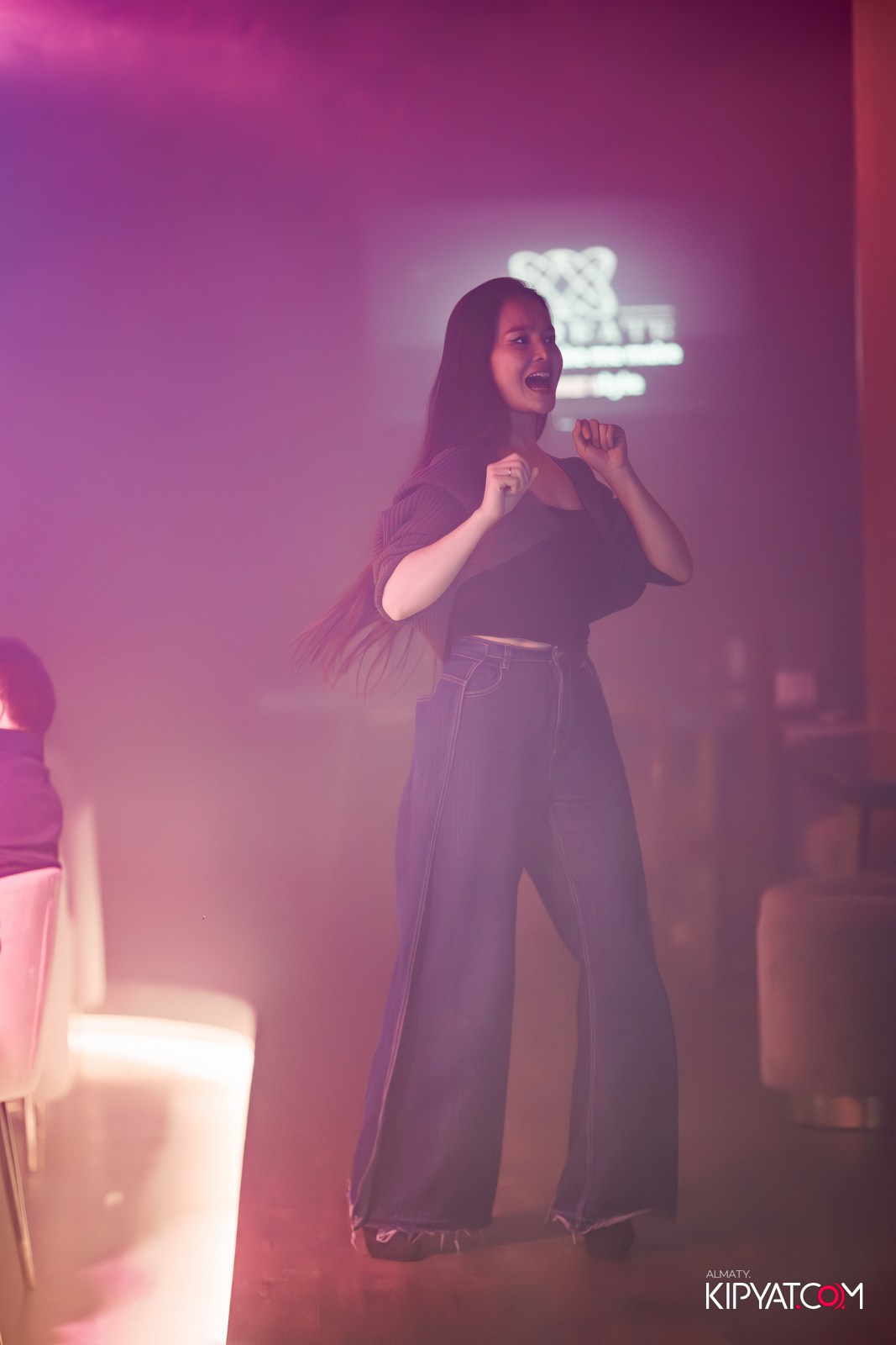 LAUREATE GRAND CAFÉ. КИПЯТКОМ АЛМАТЫ!