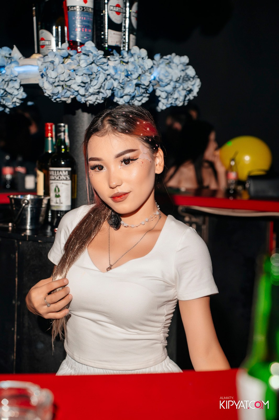 UYAT EMES BAR. КИПЯТКОМ АЛМАТЫ!