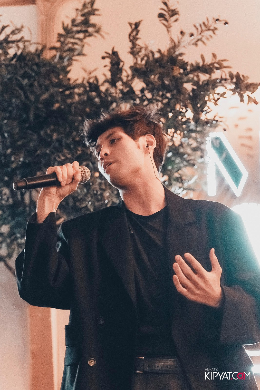 THE BROOKLN B MOOD KARAOKE & TERRACE. КИПЯТКОМ АЛМАТЫ!