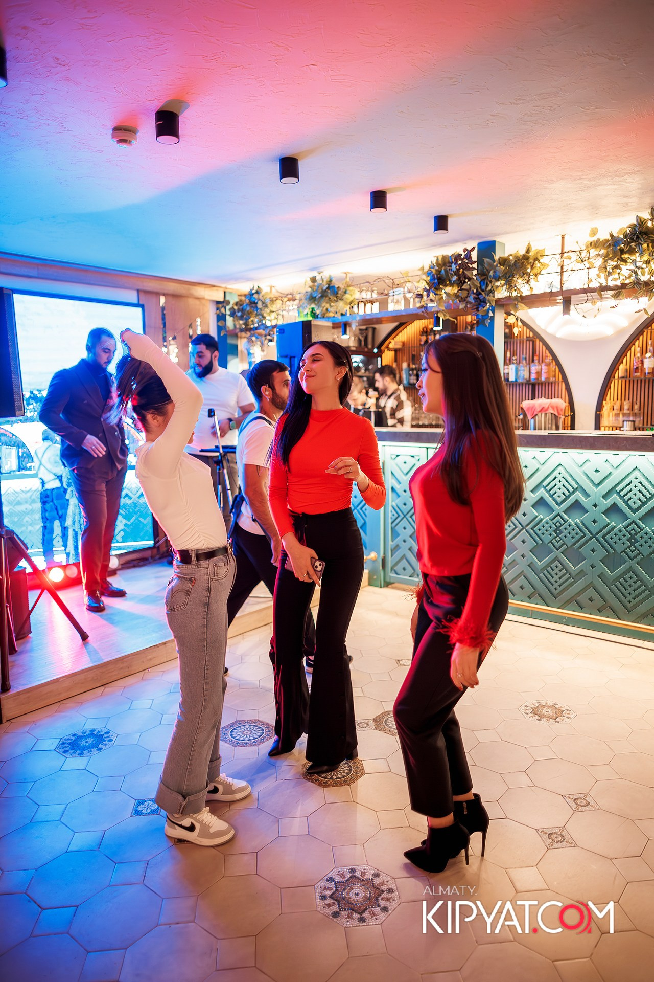 MODI RESTORANCHIK. КИПЯТКОМ АЛМАТЫ!