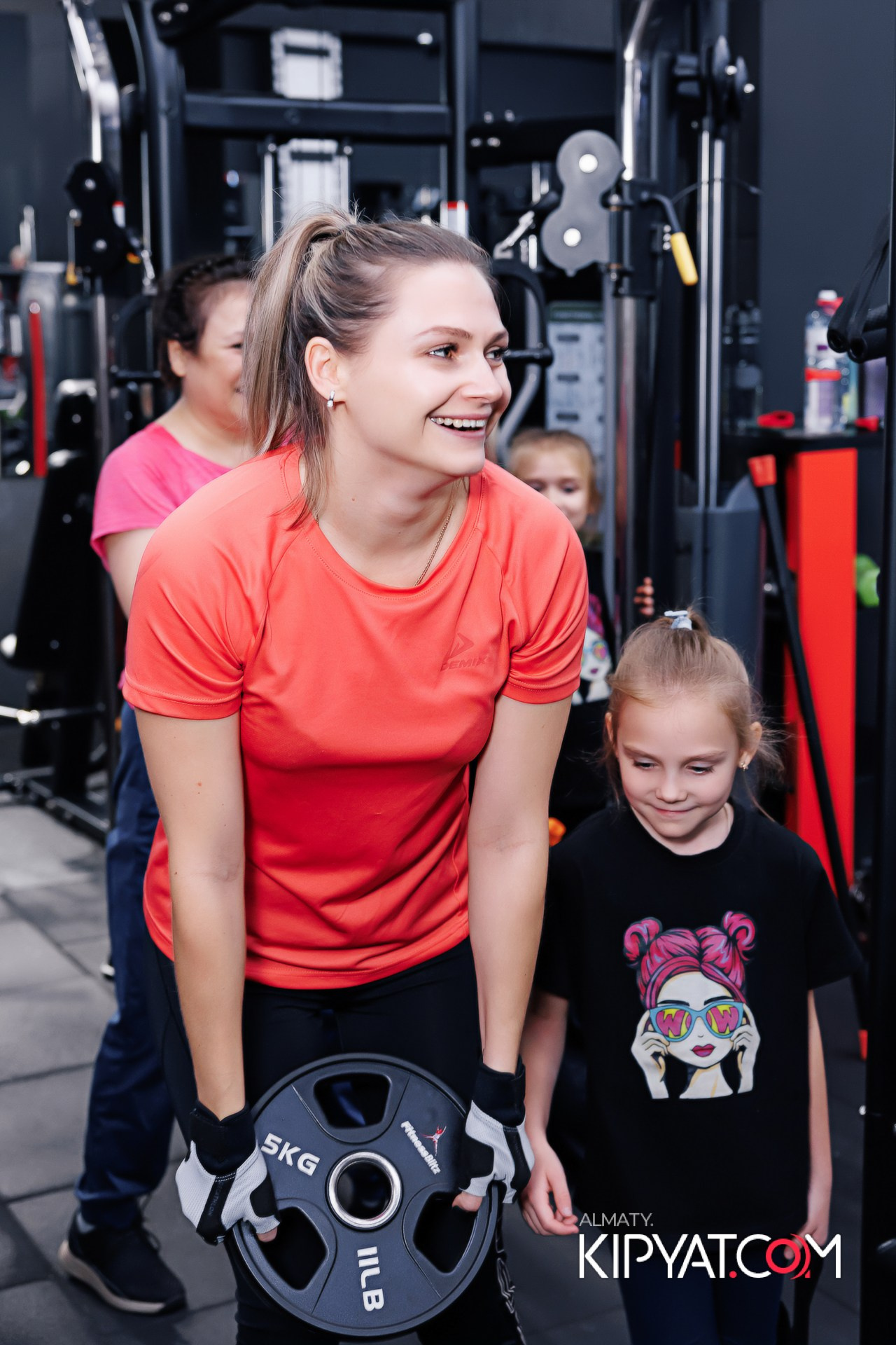 3 ГОДА FITNESS BLITZ ISKRA. КИПЯТКОМ АЛМАТЫ!