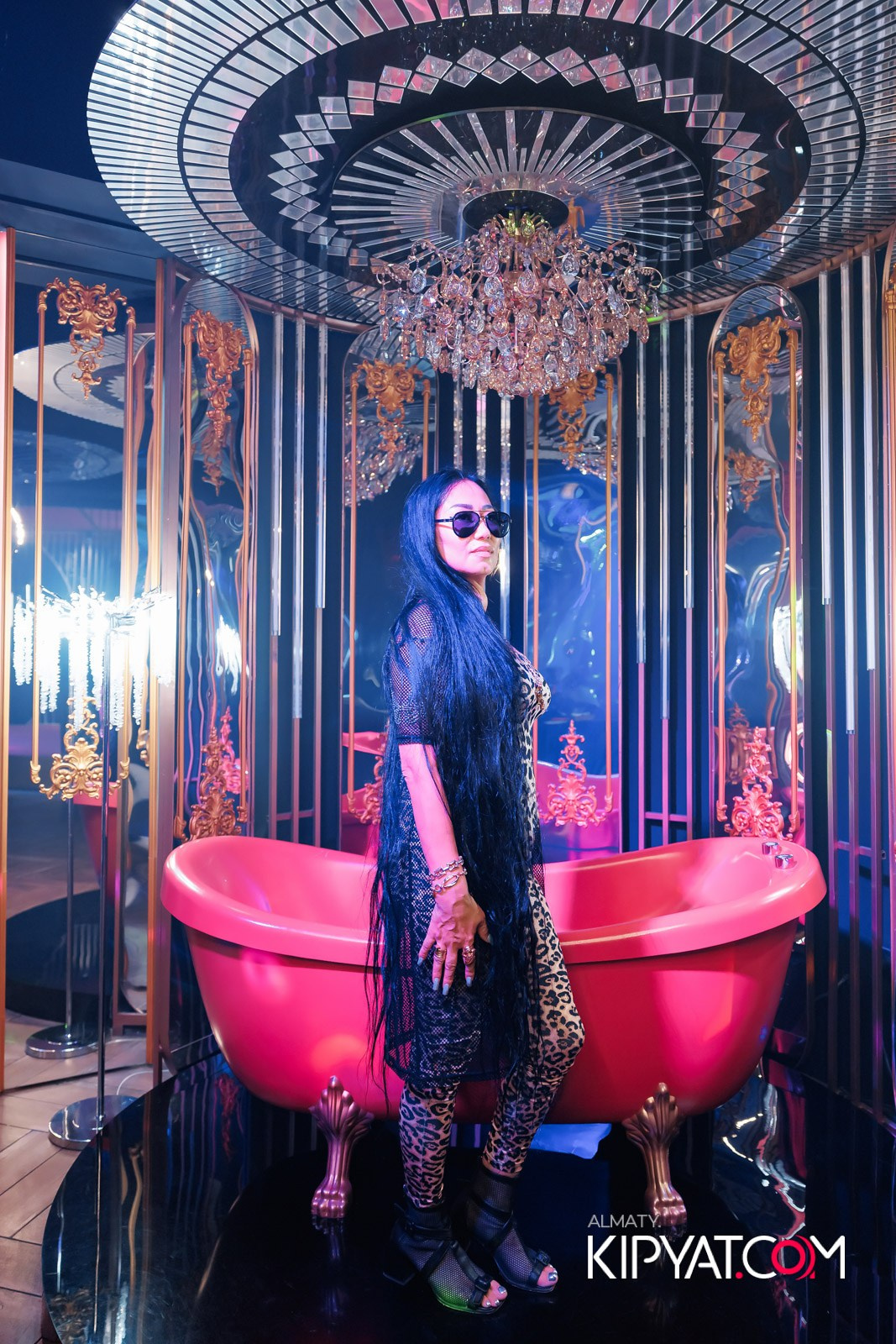 ЗАЯ, НА БИС. КИПЯТКОМ АЛМАТЫ!