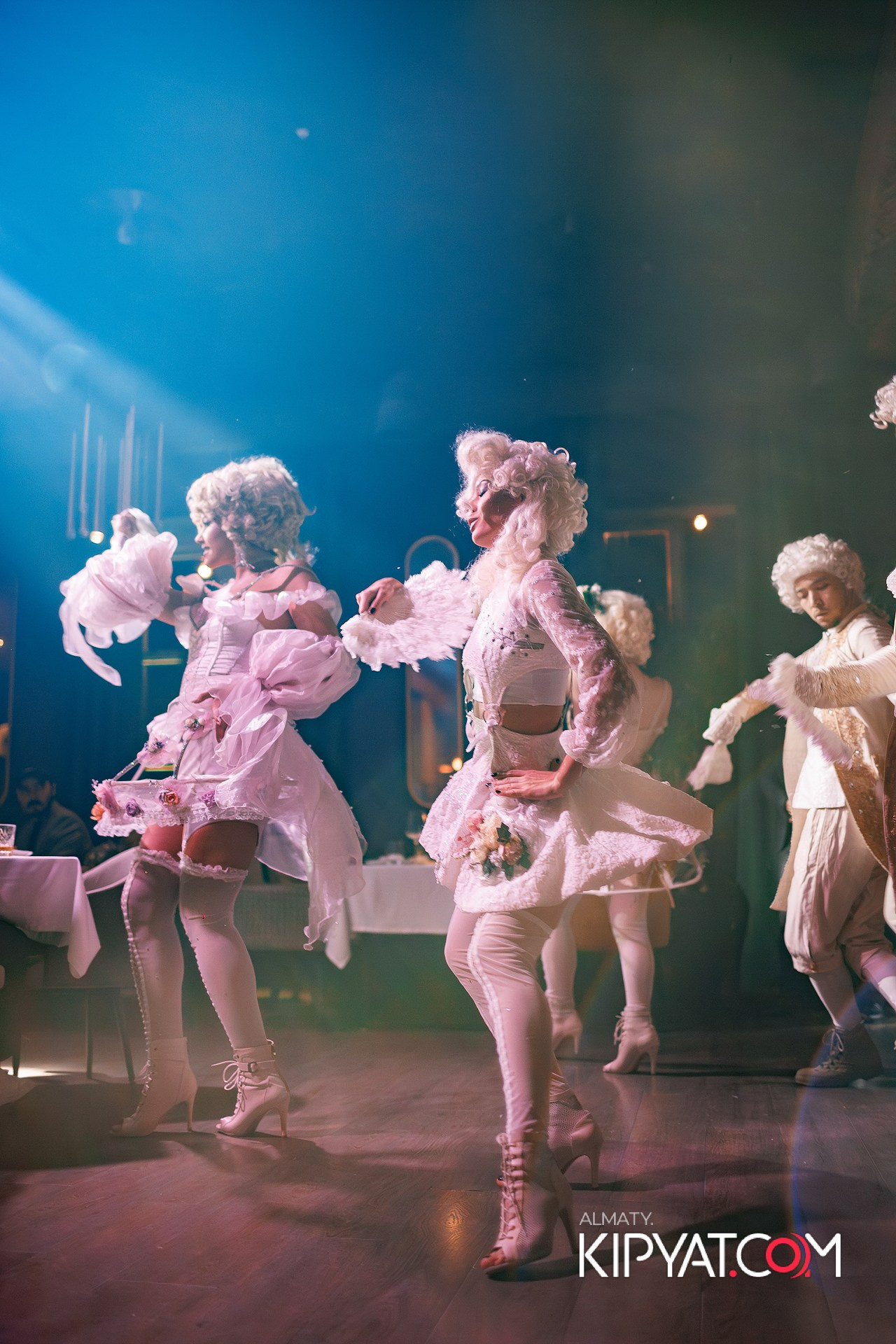 QUEST PISTOLS В РЕСТОРАНЕ NINO. КИПЯТКОМ АЛМАТЫ!