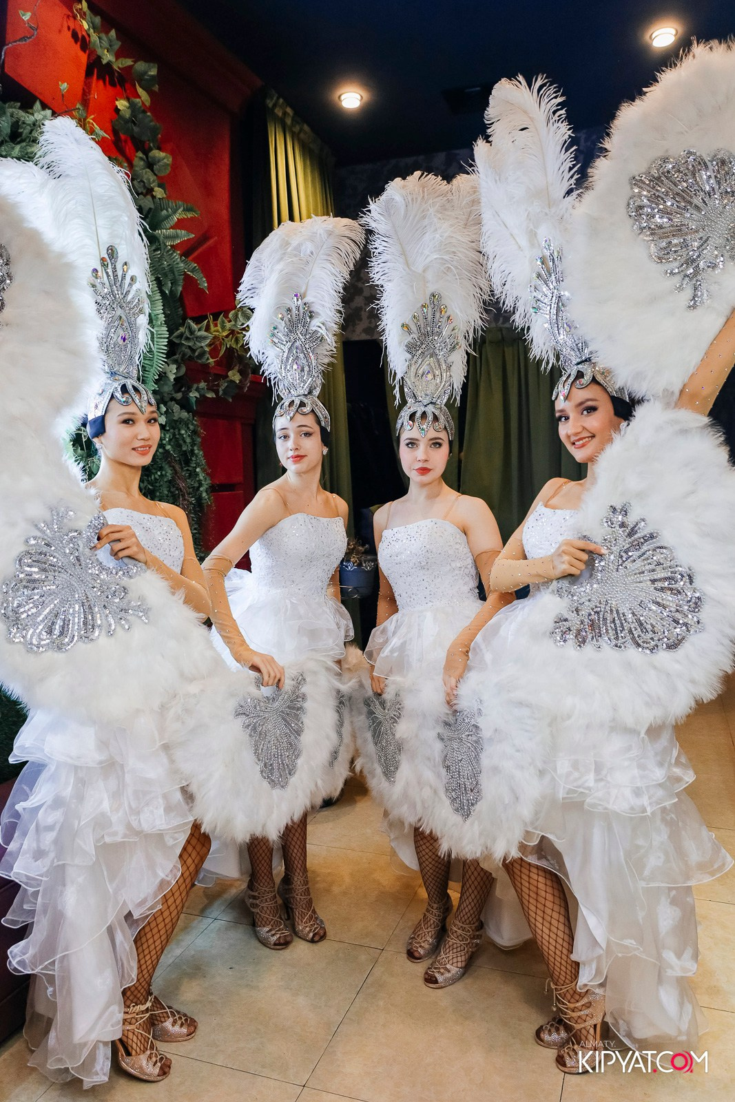 РЕСТОРАН ВЕСЕЛИДЗЕ НА ШЕВЧЕНКО. КИПЯТКОМ АЛМАТЫ!