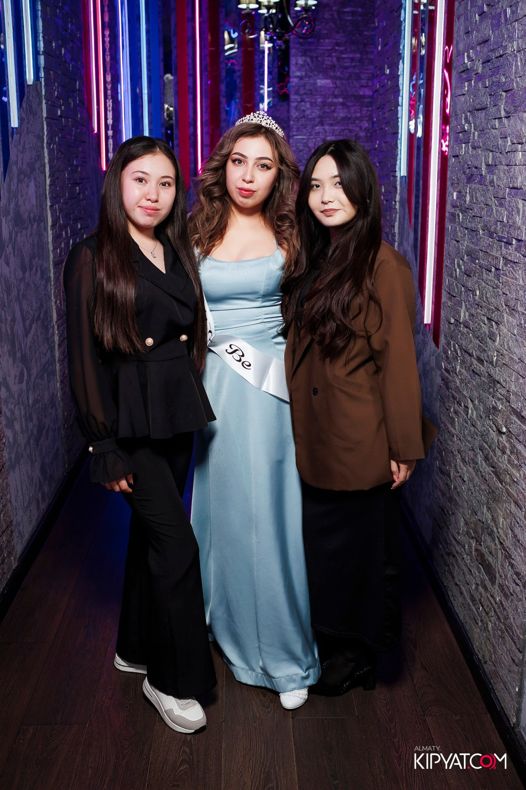 УХО И МЕДВЕДЬ НА ГАГАРИНА. КИПЯТКОМ АЛМАТЫ!