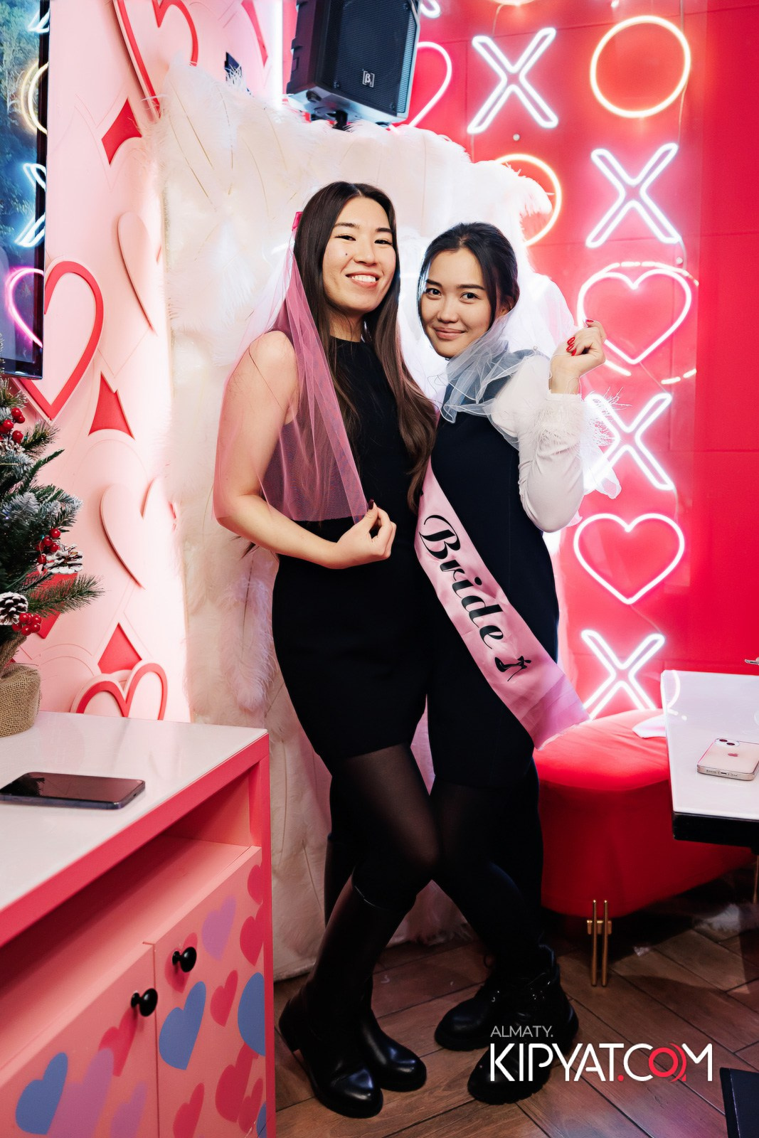 ЗАЯ, НА БИС. КИПЯТКОМ АЛМАТЫ!