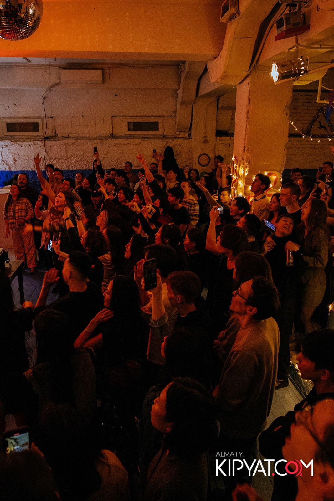 КОНЦЕРТ ГРУППЫ SARY В АЛМАТЫ. КИПЯТКОМ АЛМАТЫ!