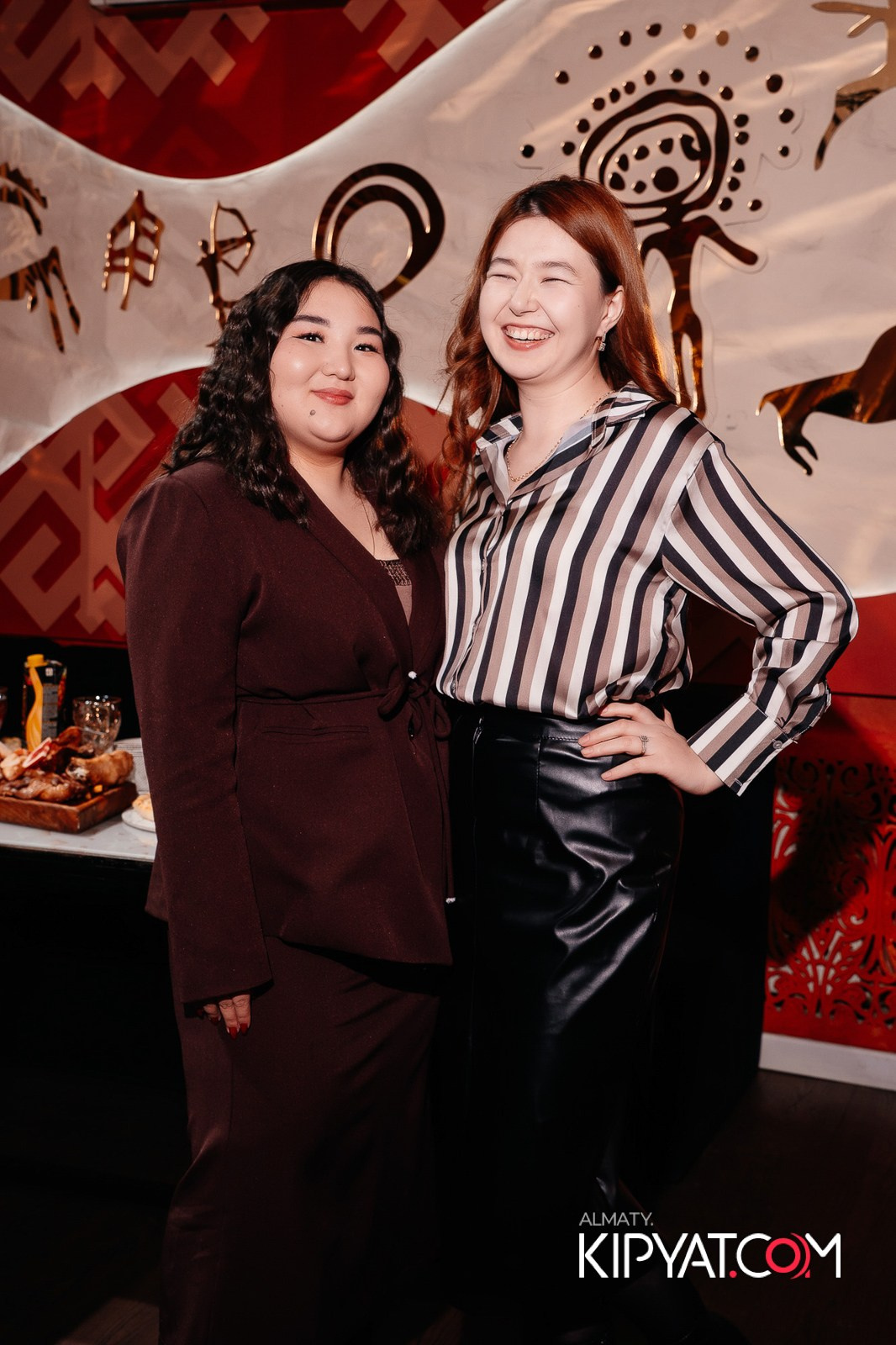 УХО И МЕДВЕДЬ НА ГАГАРИНА. КИПЯТКОМ АЛМАТЫ!