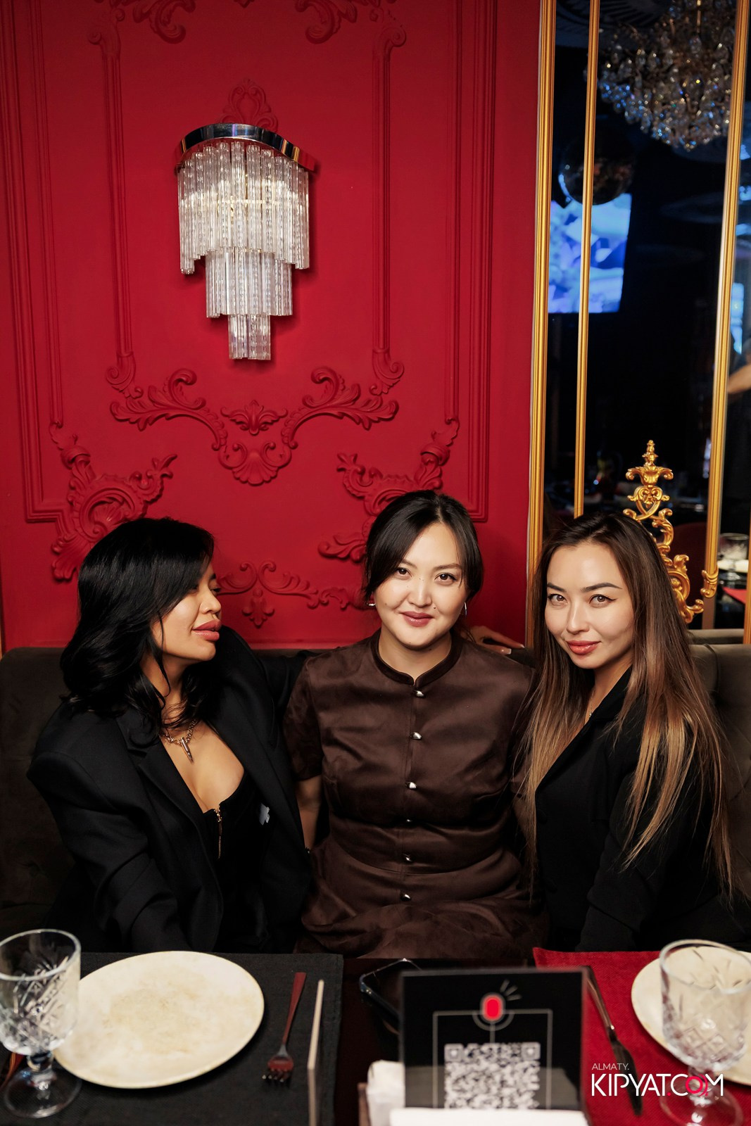 ЗАЯ, НА БИС. КИПЯТКОМ АЛМАТЫ!