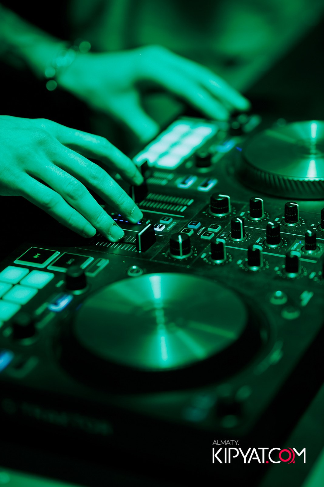 EVENT BAR. КИПЯТКОМ АЛМАТЫ!