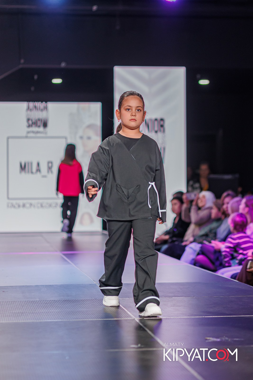 JUNIOR MODELS SHOW В РАМКАХ БЛАГОТВОРИТЕЛЬНОГО ПРОЕКТА МОДА ЗА СЧАСТЬЕ ДЕТЕЙ. КИПЯТКОМ АЛМАТЫ!