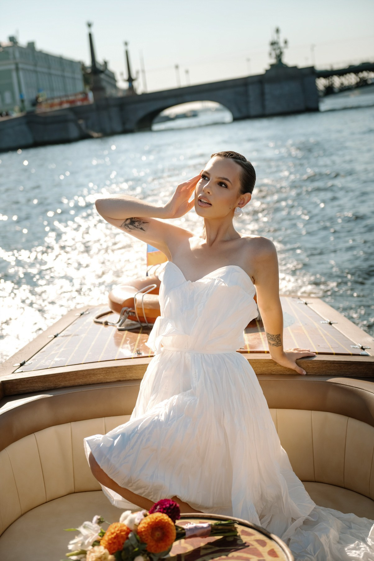 Свадьба на катере. Свадебный и сеейный фотограф в Санкт-Петербурге Елена Худякова