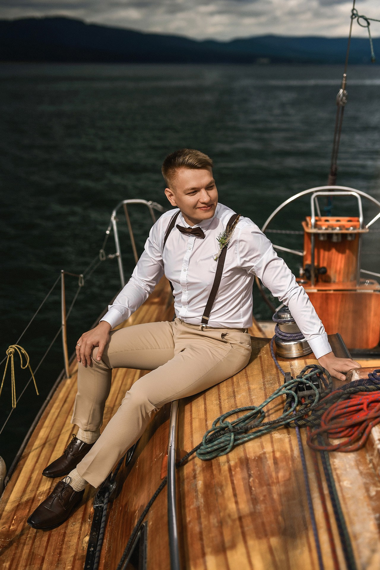 🌿 Влад и Влада — романтичная свадьба в лесу и на яхте | Камерная церемония в Красноярске. 📸 Свадебный и семейный фотограф в Красноярске Тихомиров Евгений | 17 лет опыта | 800+ свадеб