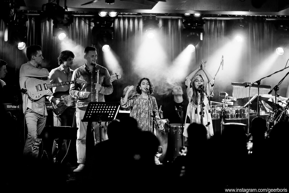 Фотосъемка концерта Артура Газарова & co. Репортажный фотограф Борис Геер