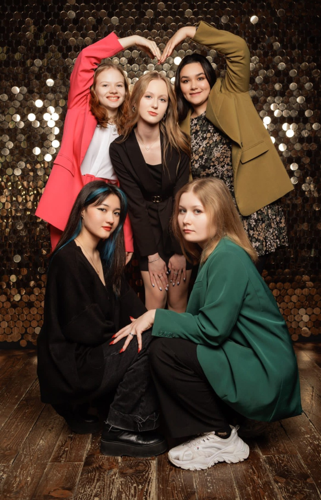 Группы больше 5 человек